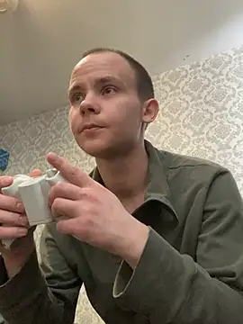 Snapshot of Wersew17 chatting on March 2026 07:03:01 AM Wersew17 online show from March 2026 07:03:01 AM