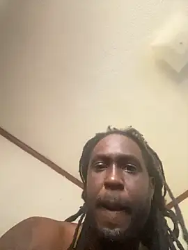 Snapshot of Kings0318 chatting on April 2026 08:28:02 PM Kings0318 online show from April 2026 08:28:02 PM