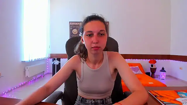 Snapshot of Ellina_Star chatting on July 2026 08:19:02 AM Ellina Star online show from July 2026 08:19:02 AM