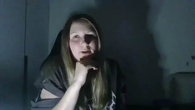 PoliHolly online show from March 2026 08:16:02 PM