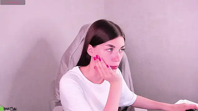 Snapshot of LunaRossaa chatting on July 2026 11:42:01 PM LunaRossaa online show from July 2026 11:42:01 PM