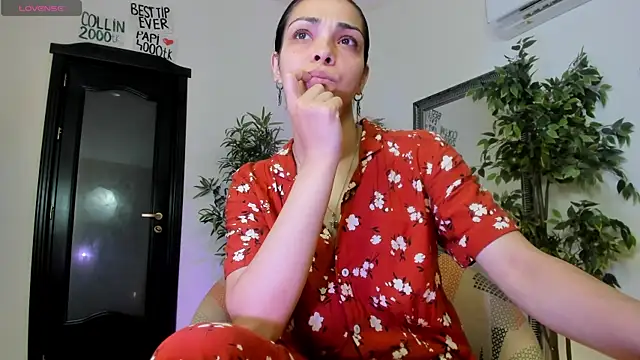 Snapshot of Cheerishh chatting on June 2026 10:02:01 AM Cheerishh online show from June 2026 10:02:01 AM
