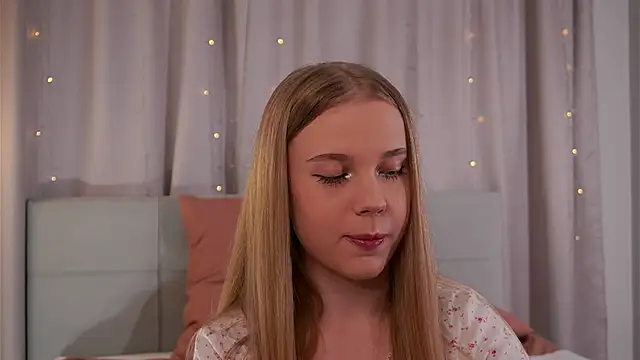 tayashy online show from June 2026 04:52:02 PM