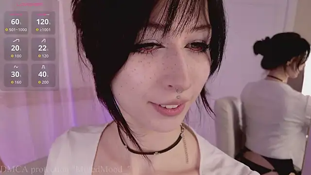 Snapshot of MutedMood_ chatting on May 2026 12:46:02 PM MutedMood online show from May 2026 12:46:02 PM
