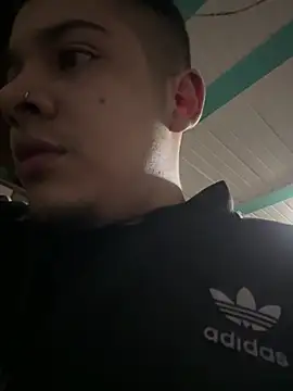 OliverTabordaa online show from March 2026 11:42:01 PM