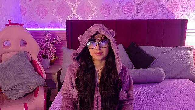 Jade rous online show from April 2026 11:52:02 AM