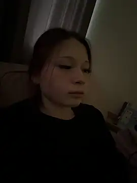 Katara Uwu online show from March 2026 03:30:01 PM