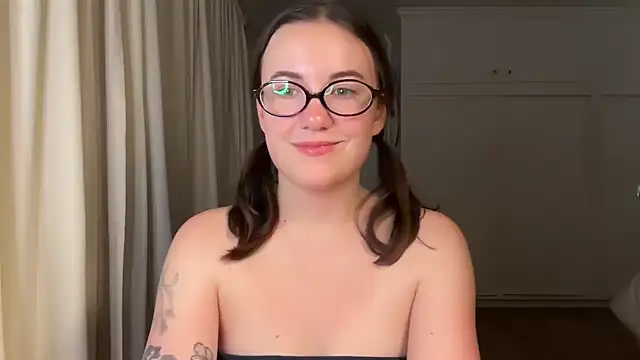 summerxo online show from June 2026 05:47:01 AM