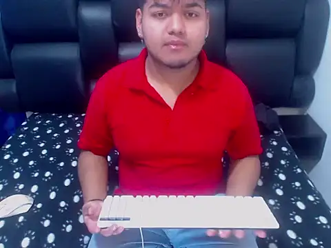 XNoahDeepThroatX online show from April 2026 01:49:01 PM