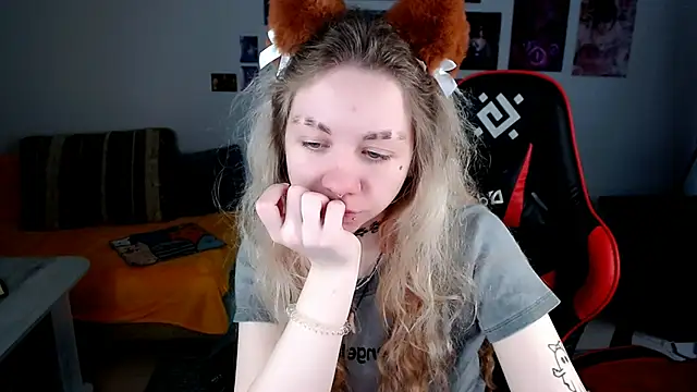 Snapshot of Nica_Kawaii chatting on May 2026 07:24:01 AM Nica Kawaii online show from May 2026 07:24:01 AM
