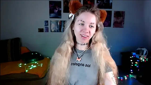 Snapshot of Nica_Kawaii chatting on May 2026 01:18:02 PM Nica Kawaii online show from May 2026 01:18:02 PM