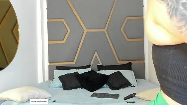 Snapshot of juana_valkiria chatting on June 2026 03:33:02 AM juana valkiria online show from June 2026 03:33:02 AM