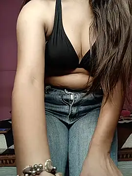 Yours dannyy online show from May 2026 06:43:02 AM