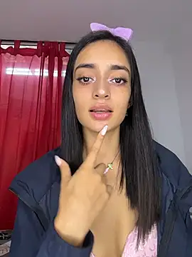 leilani X online show from April 2026 03:05:01 PM