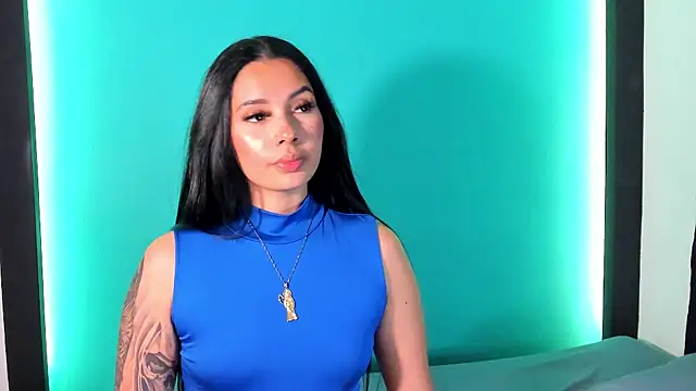 Snapshot of Emma_AH chatting on April 2026 04:31:02 PM Emma AH online show from April 2026 04:31:02 PM
