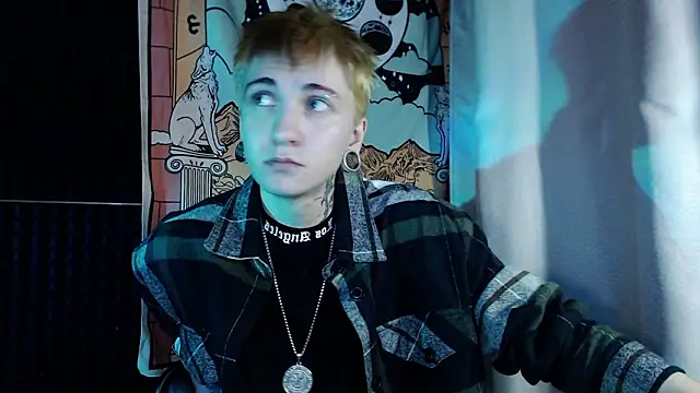 ray-taylorrr online show from March 2026 03:18:01 PM