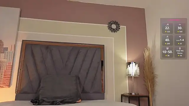 Snapshot of SweetiePie_3 chatting on May 2026 12:32:02 PM SweetiePie 3 online show from May 2026 12:32:02 PM