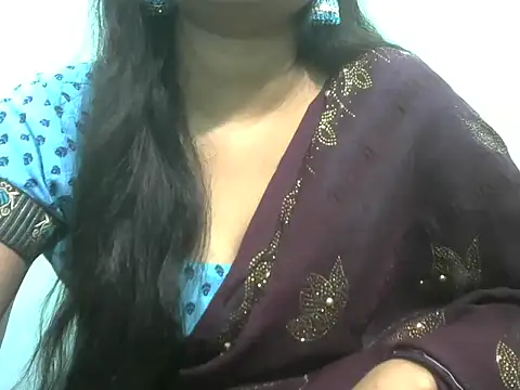 Snapshot of NayraG chatting on March 2026 05:05:02 PM NayraG online show from March 2026 05:05:02 PM