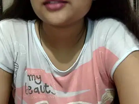 Snapshot of NayraG chatting on June 2026 04:49:02 PM NayraG online show from June 2026 04:49:02 PM
