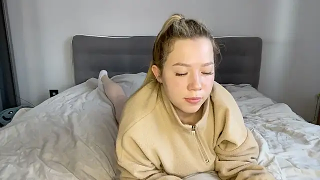 alyrasun online show from March 2026 06:20:01 AM