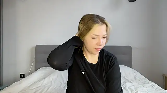 alyrasun online show from March 2026 05:57:02 AM