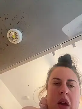 BunnyBallyX online show from March 2026 06:52:01 AM