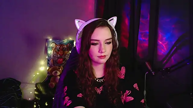 Snapshot of Celia_Sensual_ chatting on April 2026 08:04:01 PM Celia Sensual online show from April 2026 08:04:01 PM