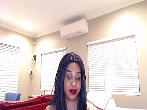 LeeBaq online show from June 2026 03:00:01 AM