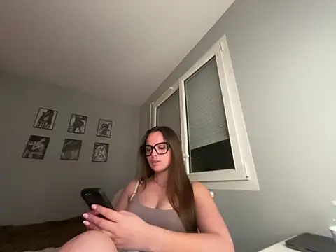 lilix6 online show from April 2026 08:53:02 PM