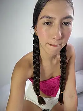 sara omi online show from March 2026 07:57:01 PM