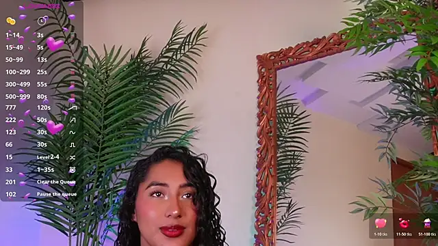 Snapshot of SoyJuliana_19 chatting on May 2026 12:35:01 PM SoyJuliana 19 online show from May 2026 12:35:01 PM
