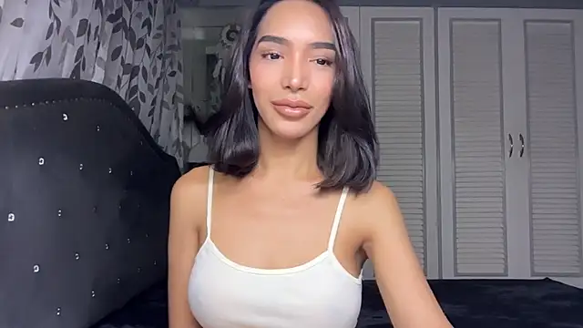 Snapshot of AnayaLauren_ chatting on July 2026 03:22:02 AM AnayaLauren online show from July 2026 03:22:02 AM