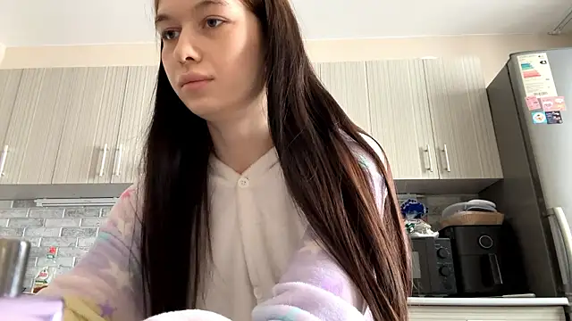 LaraDraggoo online show from March 2026 07:12:01 AM