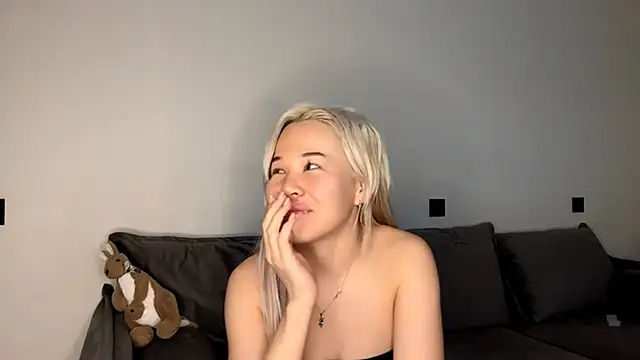 Snapshot of kira_jade chatting on March 2026 12:53:01 PM kira jade online show from March 2026 12:53:01 PM