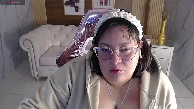 Astrid1 s online show from April 2026 03:23:02 AM