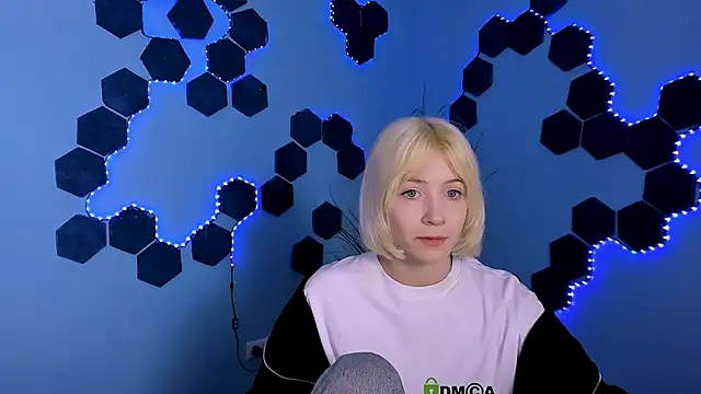  sabrina moore online show from April 2026 08:51:01 AM