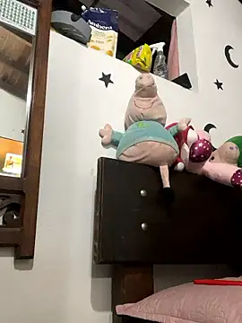 Snapshot of val_demmon chatting on March 2026 11:33:01 PM val demmon online show from March 2026 11:33:01 PM