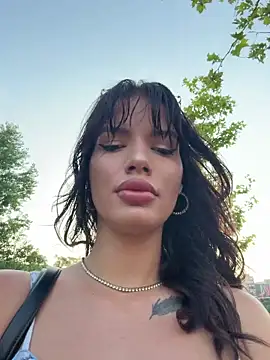 RaniaSnow online show from July 2026 03:33:01 AM