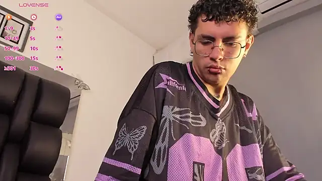 dalhia and hades online show from June 2026 08:50:02 AM