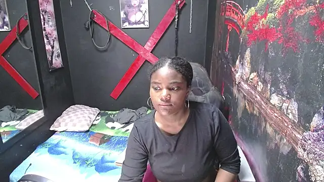 Snapshot of Candykss chatting on April 2026 04:33:02 PM Candykss online show from April 2026 04:33:02 PM