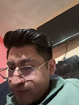 GoldenM95 online show from March 2026 07:02:01 AM