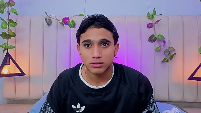 Snapshot of Morgan_Bladee chatting on June 2026 05:05:02 AM Morgan Bladee online show from June 2026 05:05:02 AM