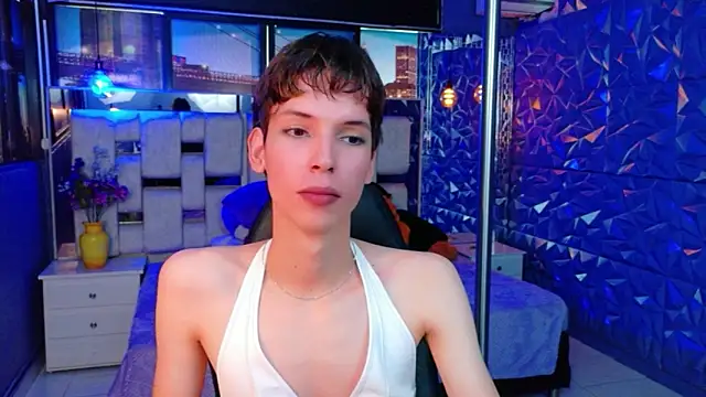Snapshot of Stefany_PiInk chatting on May 2026 12:32:01 PM Stefany PiInk online show from May 2026 12:32:01 PM
