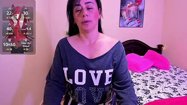 Snapshot of sara_florez12 chatting on June 2026 01:06:02 PM sara florez12 online show from June 2026 01:06:02 PM