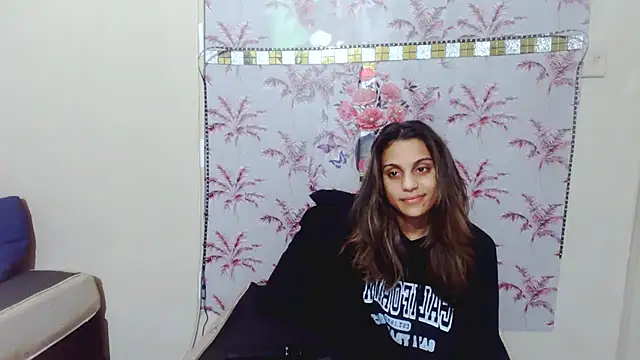 Snapshot of Luscious_Lexy chatting on July 2026 05:13:01 AM Luscious Lexy online show from July 2026 05:13:01 AM