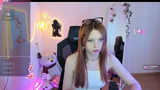 Ember Vexen online show from April 2026 08:59:02 AM