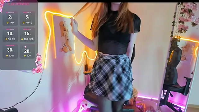 Ember Vexen online show from April 2026 08:40:02 AM