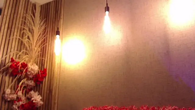 Vicky Angeel online show from April 2026 01:28:01 PM