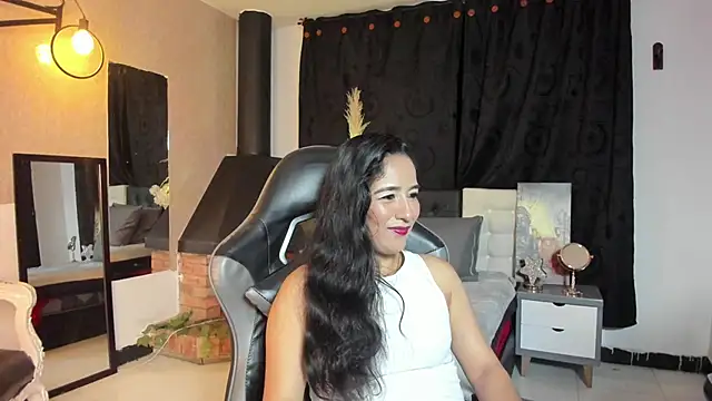 Snapshot of Vicky_Angeel chatting on June 2026 03:56:02 AM Vicky Angeel online show from June 2026 03:56:02 AM