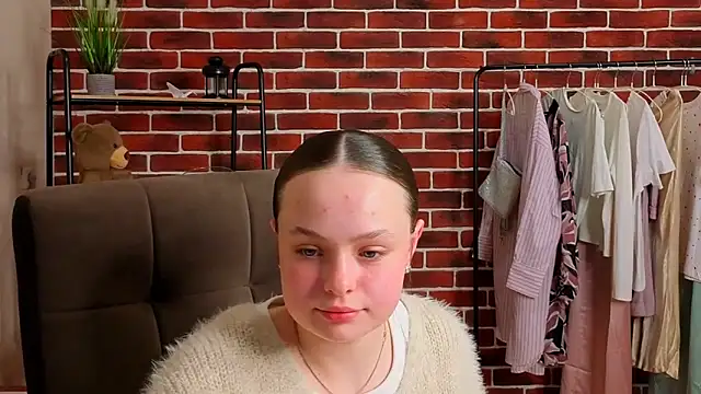 CarollScottt online show from April 2026 02:37:02 PM